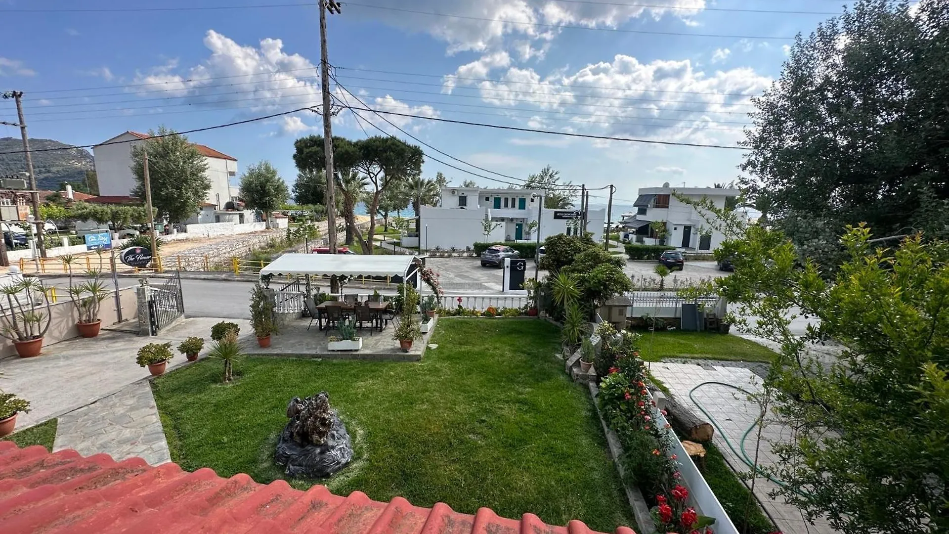 Aparthotel The Flower Apartments Toroni