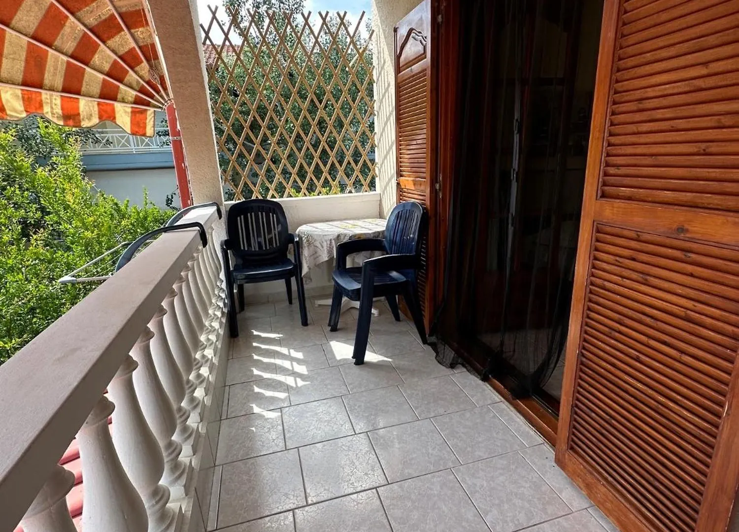 Aparthotel The Flower Apartments Toroni Greece