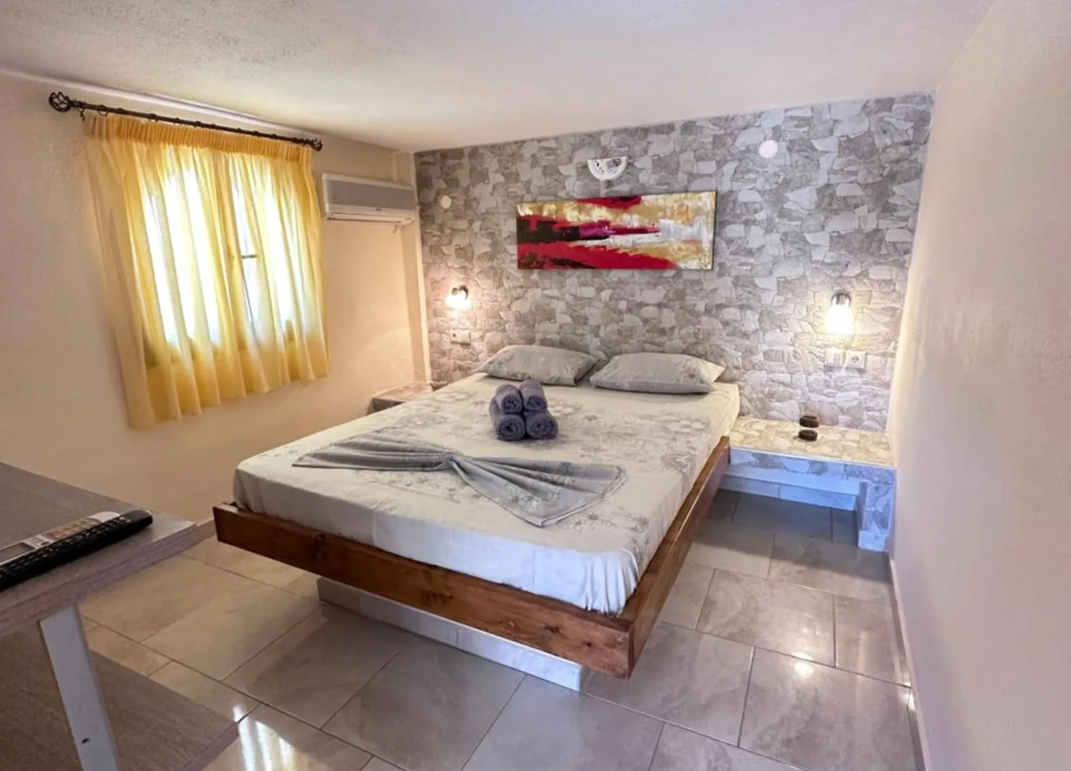 Aparthotel The Flower Apartments Toroni Greece
